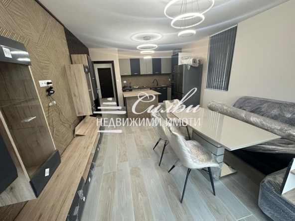 Двустаен апартамент в Шумен, Добруджански - 64 кв.м за 1500 €/кв.м - Снимка #1