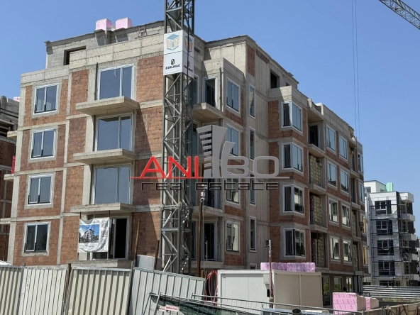 Тристаен апартамент в София, Малинова долина - 105 кв.м за 1799 €/кв.м - Снимка #1