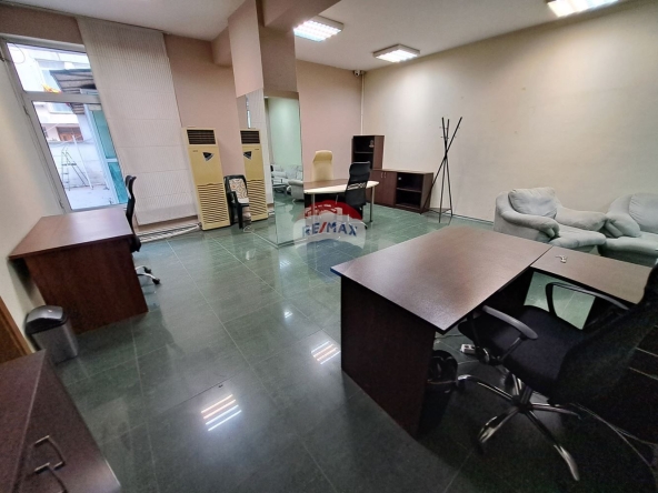 Дава се под наем Офис в Варна, Лятно кино Тракия - 45 кв.м за 255 € - Снимка #1