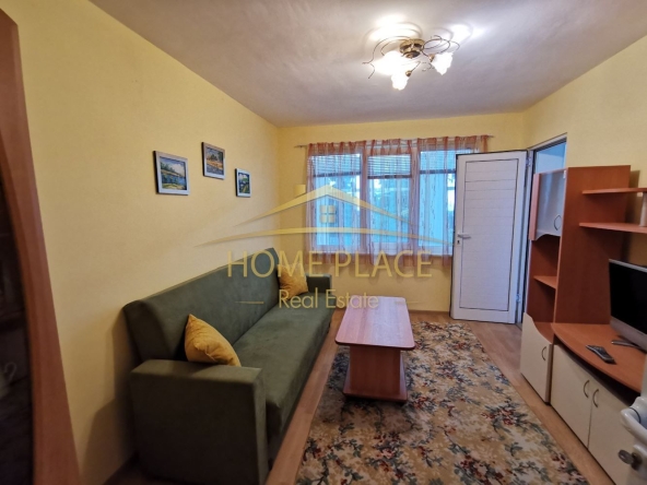 Дава се под наем Етаж от къща в Варна, м-т Траката - 50 кв.м за 331.5 € - Снимка #1