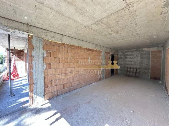 Тристаен апартамент в София, Бояна - 114 кв.м за 1989 €/кв.м - Снимка #1