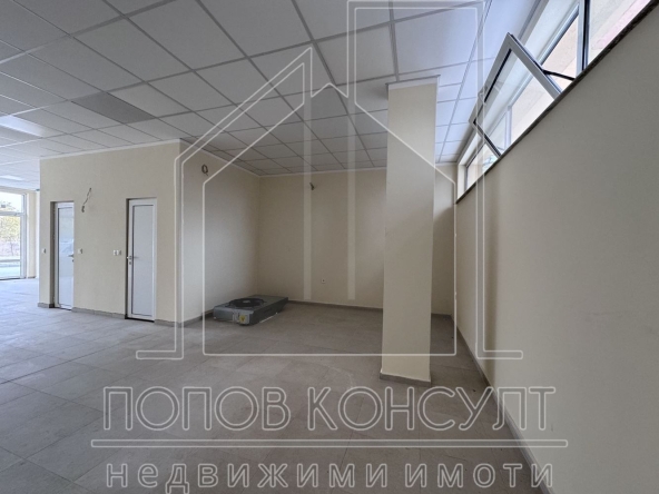 Магазин в Пловдив, Южен - 99 кв.м за 1421 €/кв.м - Снимка #1