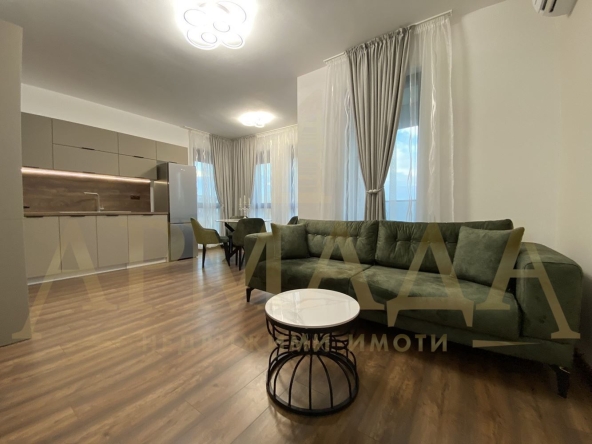 Дава се под наем Двустаен апартамент в Пловдив, Каменица 2 - 70 кв.м за 637.5 € - Снимка #1