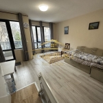 Дава се под наем Двустаен апартамент в Варна, Център - 68 кв.м за 408 € - Снимка #1