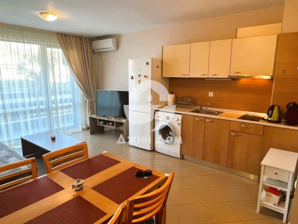 Двустаен апартамент в с. Кошарица, Област Бургас - 65 кв.м за 954 €/кв.м - Снимка #1