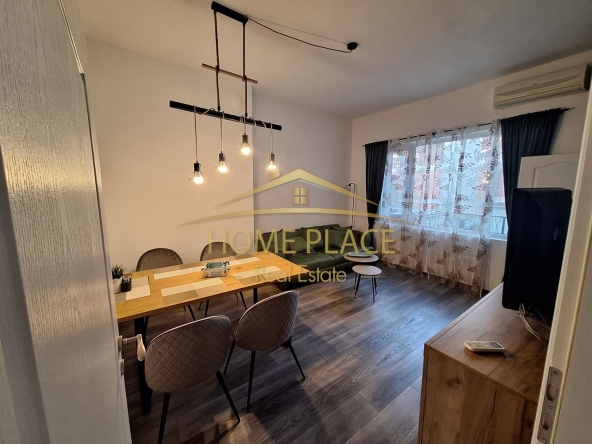 Дава се под наем Тристаен апартамент в Варна, Център - 90 кв.м за 867 € - Снимка #1