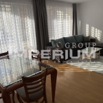 Дава се под наем Тристаен апартамент в Варна, Лятно кино Тракия - 95 кв.м за 612 € - Снимка #1