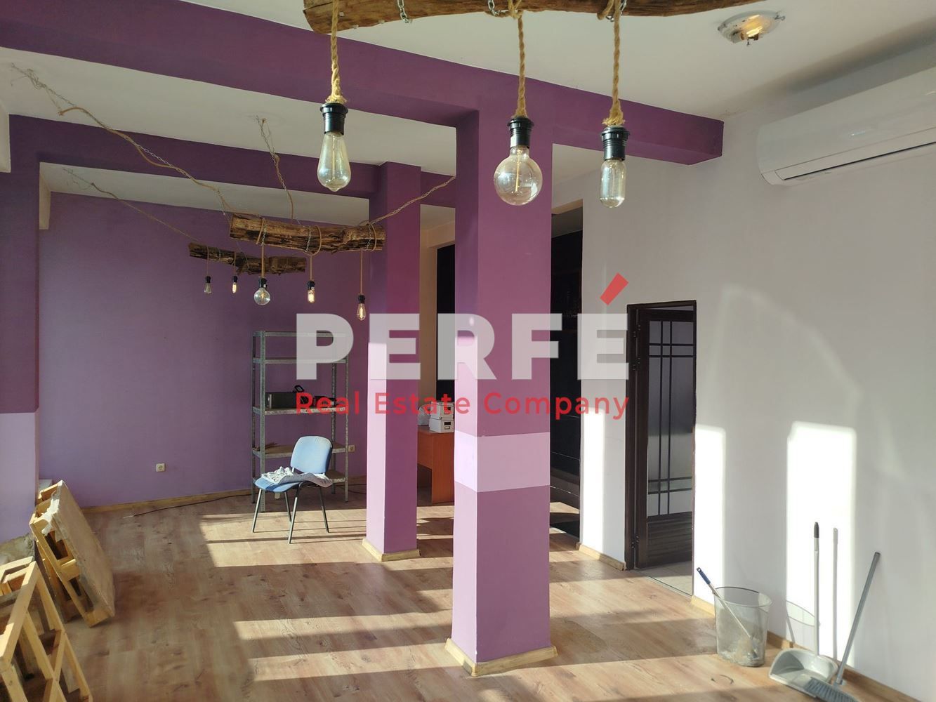 Дава се под наем Магазин в Бургас, Възраждане - 60 кв.м за 178.5 € - Снимка #1