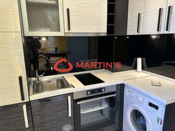 Дава се под наем Двустаен апартамент в София, Лозенец - 71 кв.м за 620 € - Снимка #1