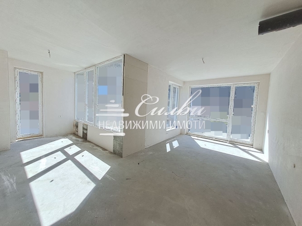 Двустаен апартамент в Шумен, Томбул джамия - 83 кв.м за 1039 €/кв.м - Снимка #1