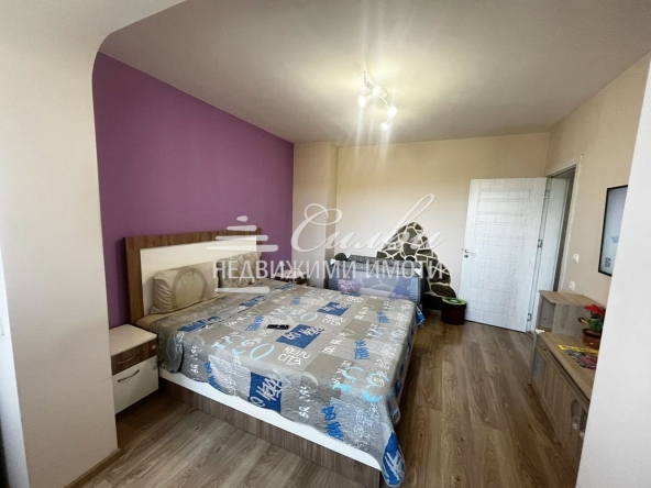 Тристаен апартамент в Шумен, Еверест - 85 кв.м за 1050 €/кв.м - Снимка #1