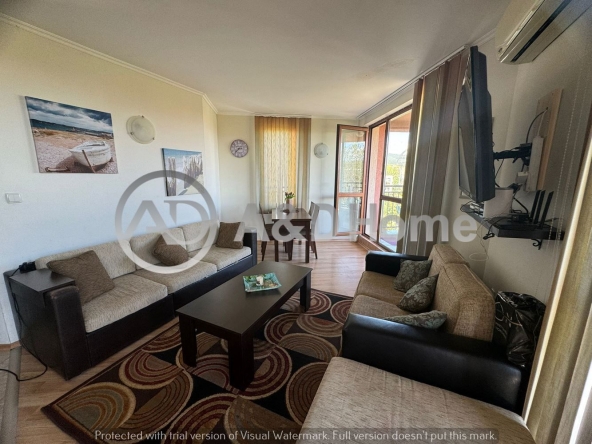 Тристаен апартамент в к.к. Слънчев бряг - 91 кв.м за 955 €/кв.м - Снимка #1