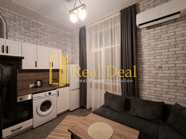 Дава се под наем Двустаен апартамент в София, Център - 35 кв.м за 550 € - Снимка #1