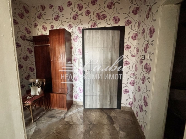 Двустаен апартамент в Нови пазар - 64 кв.м за 729 €/кв.м - Снимка #1