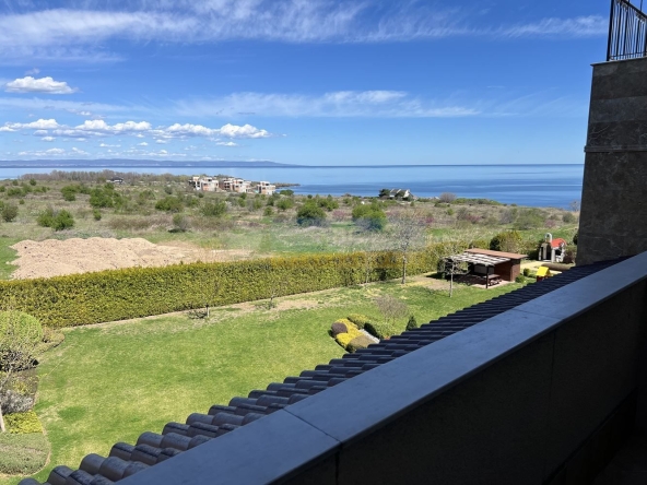 Двустаен апартамент в Черноморец - 77 кв.м за 1299 €/кв.м - Снимка #1