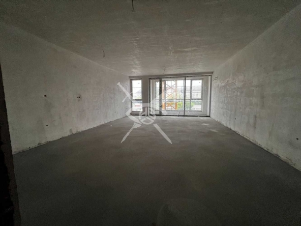 Тристаен апартамент в София, Център - 125 кв.м за 2448 €/кв.м - Снимка #1