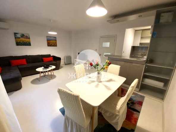 Тристаен апартамент в Варна, Генералите - 90 кв.м за 2278 €/кв.м - Снимка #1