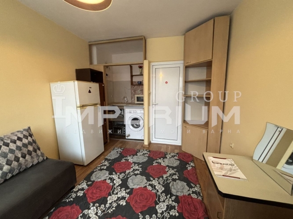 Дава се под наем Едностаен апартамент в Варна, Левски - 20 кв.м за 229.5 € - Снимка #1
