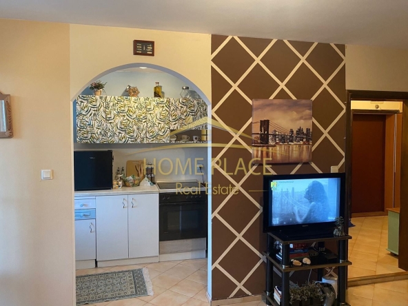 Дава се под наем Двустаен апартамент в Варна, Окръжна болница - 60 кв.м за 408 € - Снимка #1