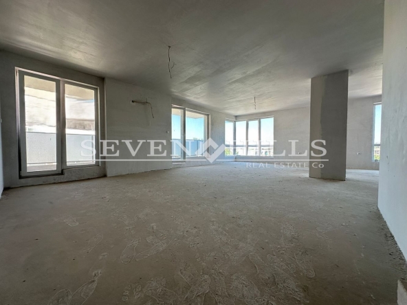 Многостаен апартамент в Пловдив, Южен - 210 кв.м за 1324 €/кв.м - Снимка #1