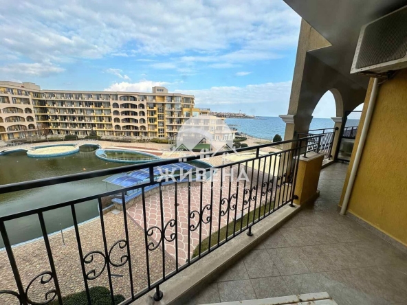 Двустаен апартамент в Ахелой - 84 кв.м за 834 €/кв.м - Снимка #1