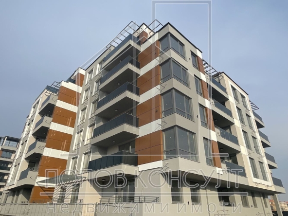 Двустаен апартамент в Пловдив, Остромила - 86 кв.м за 1150 €/кв.м - Снимка #1