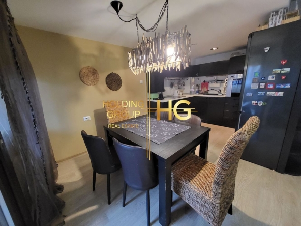 Тристаен апартамент в Варна, Гранд Мол Варна - 100 кв.м за 2120 €/кв.м - Снимка #1