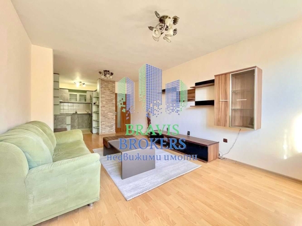 Двустаен апартамент в Варна, Лятно кино Тракия - 92 кв.м за 1946 €/кв.м - Снимка #1