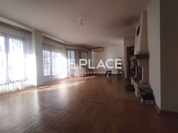 Многостаен апартамент в Варна, Генералите - 200 кв.м за 1515 €/кв.м - Снимка #1