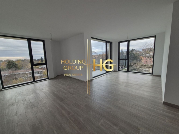 Тристаен апартамент в к.к. Св.Св. Константин и Елена - 140 кв.м за 4199 €/кв.м - Снимка #1