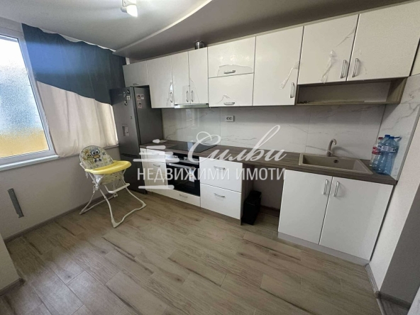 Четиристаен апартамент в Търговище, Център - 96 кв.м за 1542 €/кв.м - Снимка #1