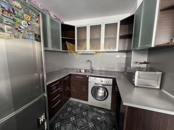 Дава се под наем Двустаен апартамент в Варна, Зимно кино Тракия - 65 кв.м за 450 € - Снимка #1