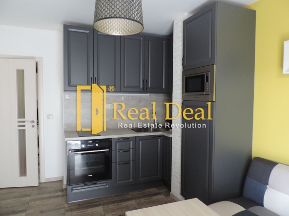 Дава се под наем Двустаен апартамент в София, Център - 50 кв.м за 450 € - Снимка #1