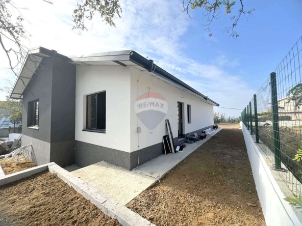 Къща в Варна, м-т Кочмар - 118 кв.м за 1865 €/кв.м - Снимка #1