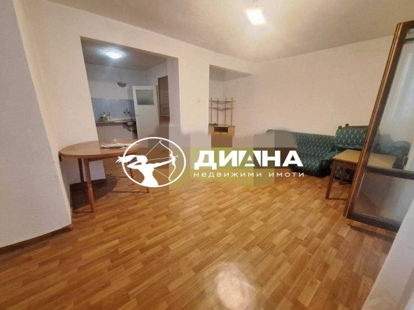 Тристаен апартамент в Пловдив, Център - 105 кв.м за 2191 €/кв.м - Снимка #1