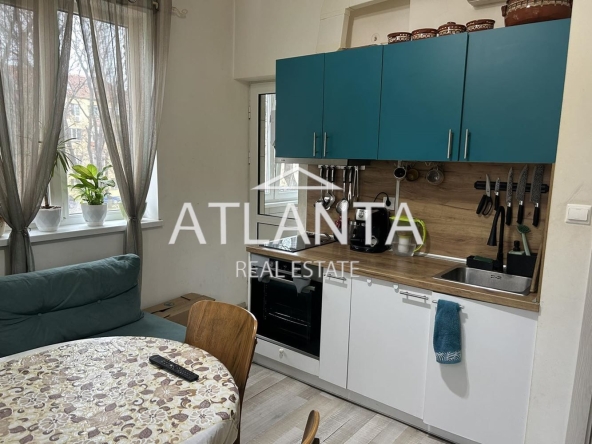 Тристаен апартамент в Варна, Колхозен пазар - 62 кв.м за 2500 €/кв.м - Снимка #1