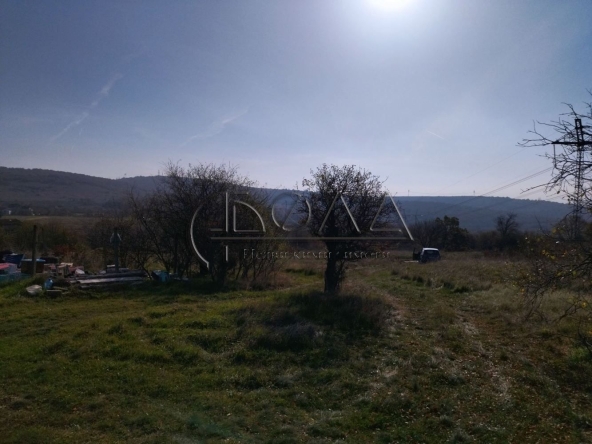 Парцел в с. Градец, Област София-област - 2497 кв.м за 24 €/кв.м - Снимка #1