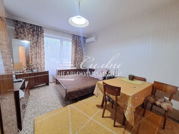 Двустаен апартамент в Шумен, Добруджански - 60 кв.м за 1318 €/кв.м - Снимка #1