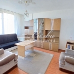 Дава се под наем Двустаен апартамент в Шумен, Тракия - 64 кв.м за 255 € - Снимка #1