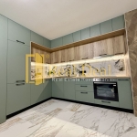 Дава се под наем Тристаен апартамент в София, Зона Б-5 - 95 кв.м за 1049 € - Снимка #1