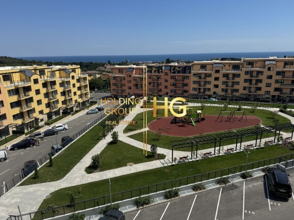 Тристаен апартамент в к.к. Св.Св. Константин и Елена - 86 кв.м за 2094 €/кв.м - Снимка #1