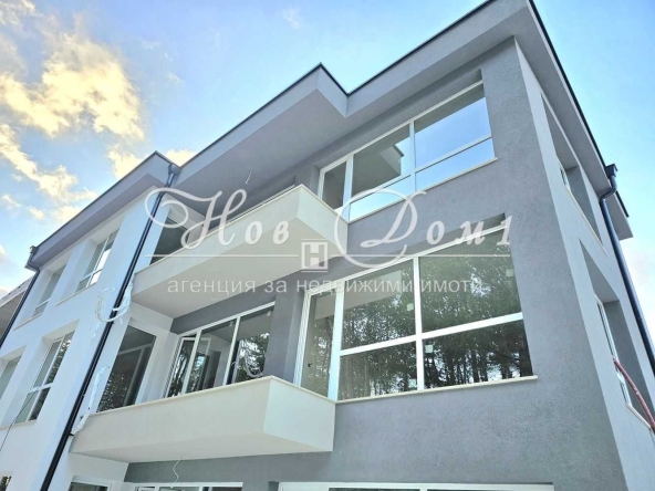 Двустаен апартамент в Варна, Виница - 79507 кв.м за 1 €/кв.м - Снимка #1