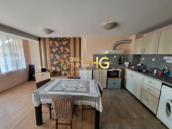 Тристаен апартамент в Варна, Гранд Мол Варна - 75 кв.м за 1527 €/кв.м - Снимка #1