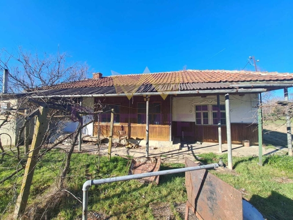 Къща в с. Гроздьово, Област Варна - 75 кв.м за 400 €/кв.м - Снимка #1