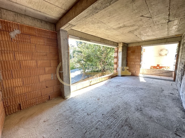 Тристаен апартамент в София, Павлово - 102 кв.м за 1894 €/кв.м - Снимка #1