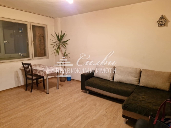 Двустаен апартамент в Шумен, Център - 50 кв.м за 1785 €/кв.м - Снимка #1