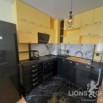 Дава се под наем Двустаен апартамент в Варна, Колхозен пазар - 75 кв.м за 459 € - Снимка #1