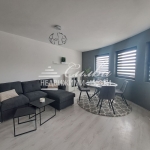 Дава се под наем Двустаен апартамент в Шумен, Пазара - 70 кв.м за 357 € - Снимка #1