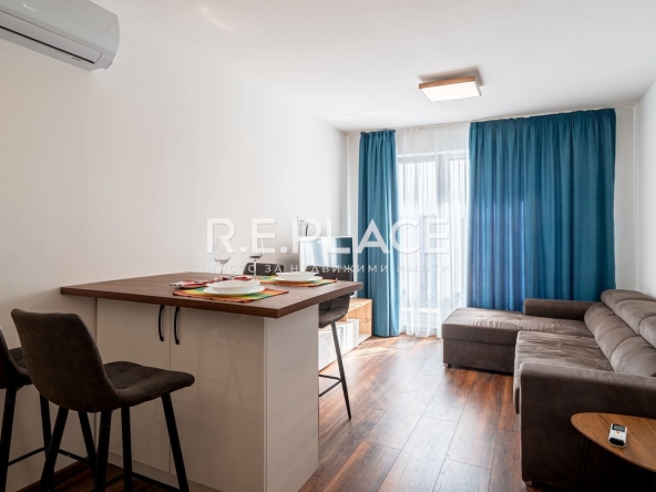 Двустаен апартамент в Варна, Гранд Мол Варна - 60 кв.м за 2500 €/кв.м - Снимка #1
