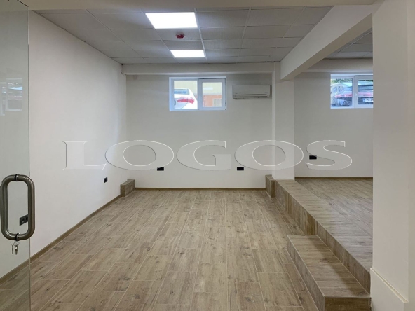 Дава се под наем Офис в Варна, Чаталджа - 150 кв.м за 739.5 € - Снимка #1